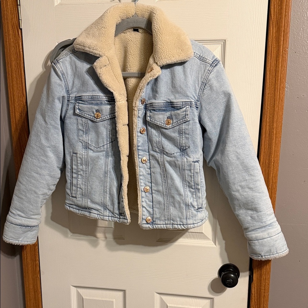 Light Blue Denim Sherpa-Lined small Ladies Jacket
